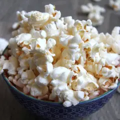 Czy popcorn jest dietetyczny? Sprawdź, jak go przygotować zdrowo