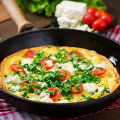 Jak zrobić omlet fit - zdrowy przepis na smaczne i lekkie danie