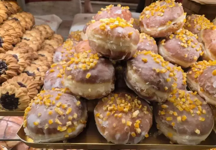 Gdzie kupić wegańskie pączki w Warszawie? Sprawdź najlepsze miejsca