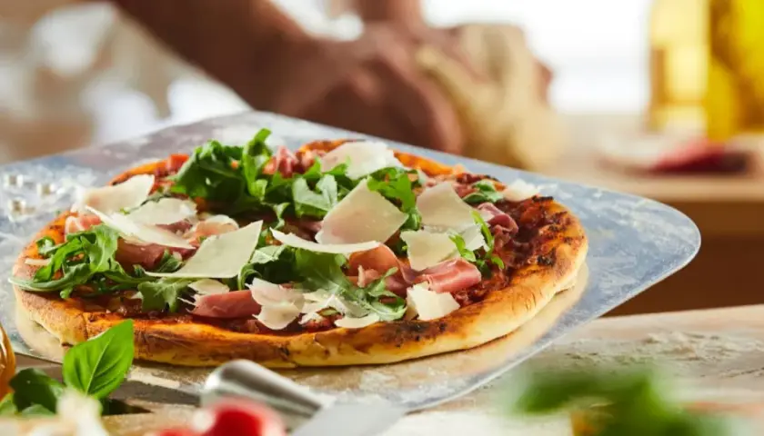 Najlepsze dodatki do pizzy wegetariańskiej, które zaskoczą smakoszy
