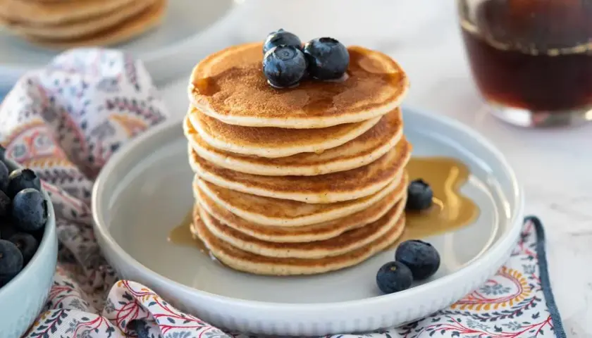 Przepis na zdrowe pancakes, które zachwycą smakiem i formą