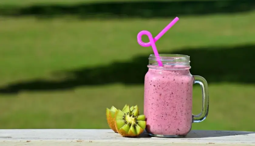 Przepis na zdrowe smoothie, które odmieni twoje codzienne nawyki żywieniowe